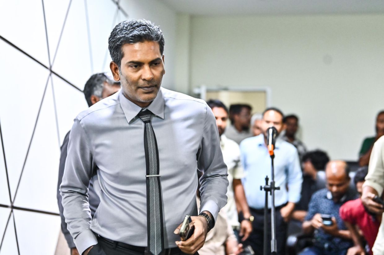 ފަޒުލްގެ ގެއިން ނެގި ފައިސާ ރައްދުކޮށްދީފި
