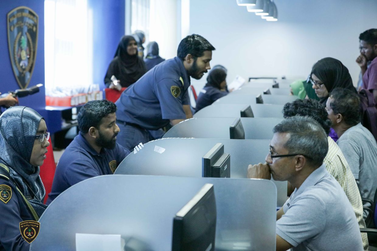 ސަރުކާރު ބަންދުވިޔަސް މާދަމާ ޕާސްޕޯޓުގެ ޚިދުމަތްދެމުން ދާނެ