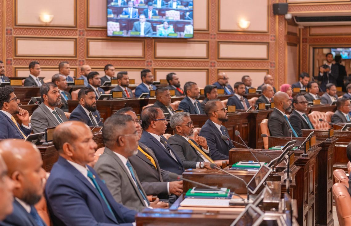 ރޯދަމަހު މަޖިލިސް ޗުއްޓީއަށް ދާން ކޮމިޓީން ފާސްކޮށްފި