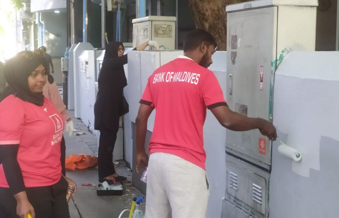 ބީއެމްއެލް އިސްލާމިކުން މާލޭގެ މިސްކިތްތަކުގައި ކުލަ ލައިދީފި