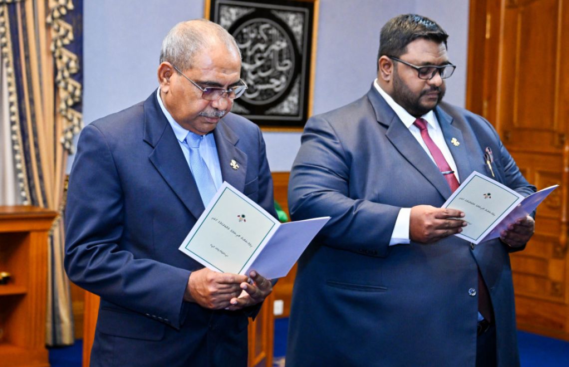 އީސީގެ ރައީސް-ނައިބު ރައީސްއަށް މަޖިލީހުން ރުހުންދީފި