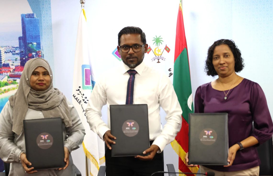 އަންބަލަންގެ ޙަރަކާތްތައް ކުރިއަށް ގެންދިއުމަށް އެއްބަސްވުމުގައި ސޮއިކޮށްފި