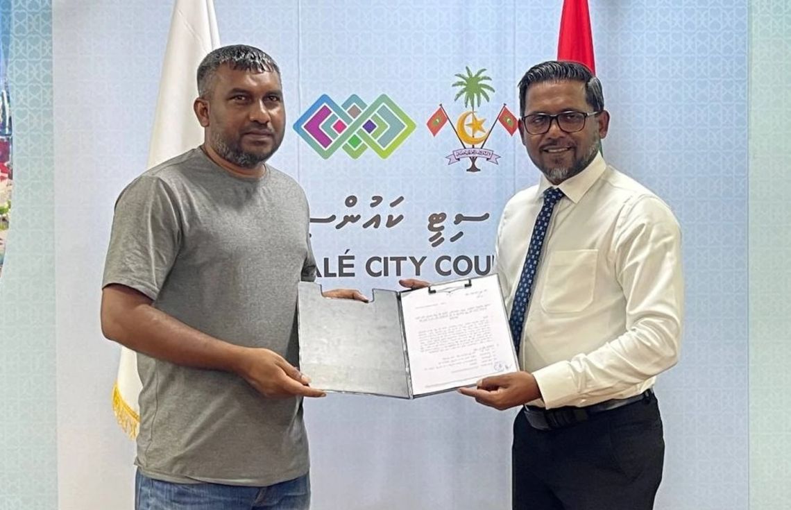 މަސްޖިދުލް އިބްރާހިމް ޒީނަތްތެރި ކުރުމަށް ބަޔަކާ ހަވާލުކޮށްފި