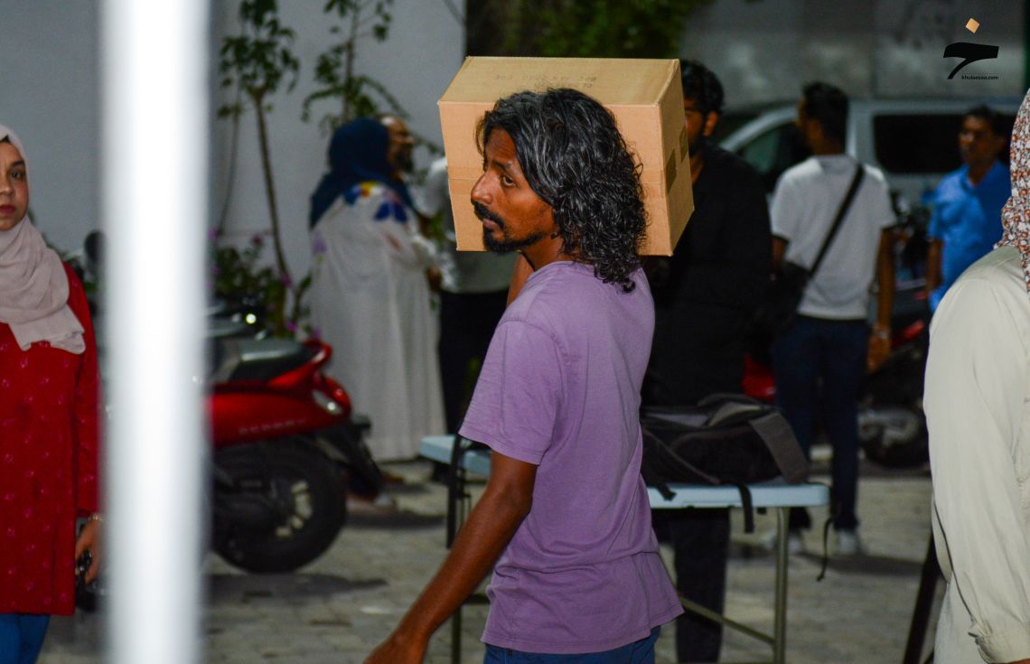 މާލޭގެ 13 ތަނެއްގައި މަސްދަޅު ބަހާގޮތަށް ހަމަޖައްސައިފި