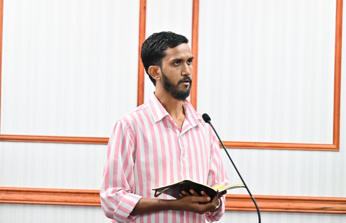 ޖާސޫސް ކުރަން އުޅުނު ދިވެއްސަކު "ހޫނުފެނަށް ވެއްޓިއްޖެ"
