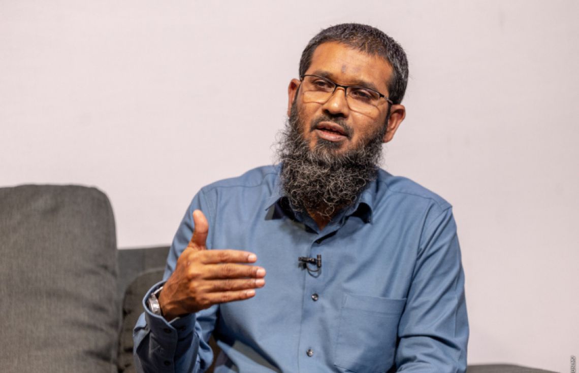 ޤުރުއާން ސަމާސާއަކަށް ނުނެންގެވުމަށް ރޮޒެއިނާއަށް އިލްތިމާސް ކުރައްވައިފި!