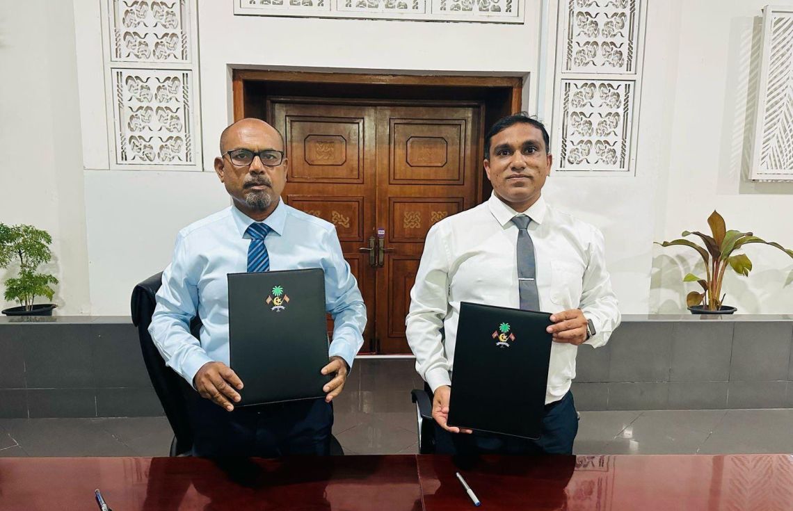 ތިން ރަށެއްގެ ފެނާއި ނަރުދަމާގެ މަސައްކަތް ހަވާލުކޮށްފި