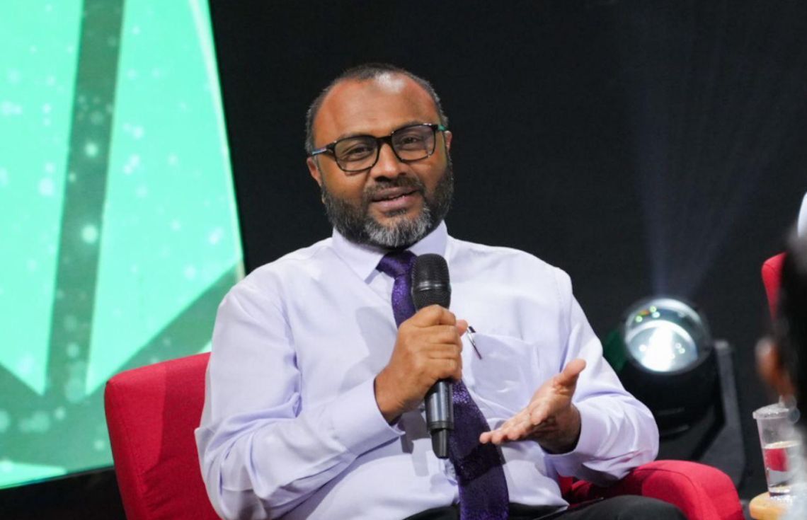 ސިޔާސީ ބަހުސްތަކުގައި އިންސާނީ ކަރާމާތް ހިފަހައްޓަންޖެހޭ