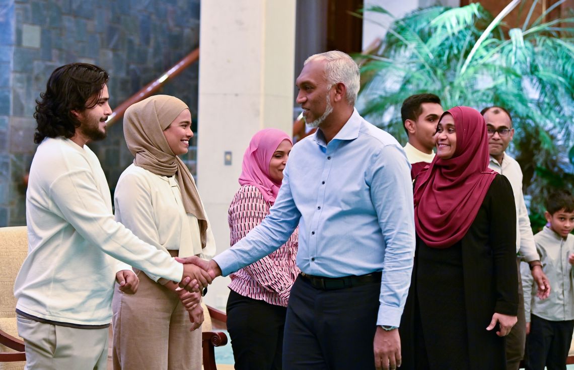 ރައީސްގެ ނިންމެވުމަށް އިލްމުވެރިންގެ ތައުރީފް އޮހެނީ