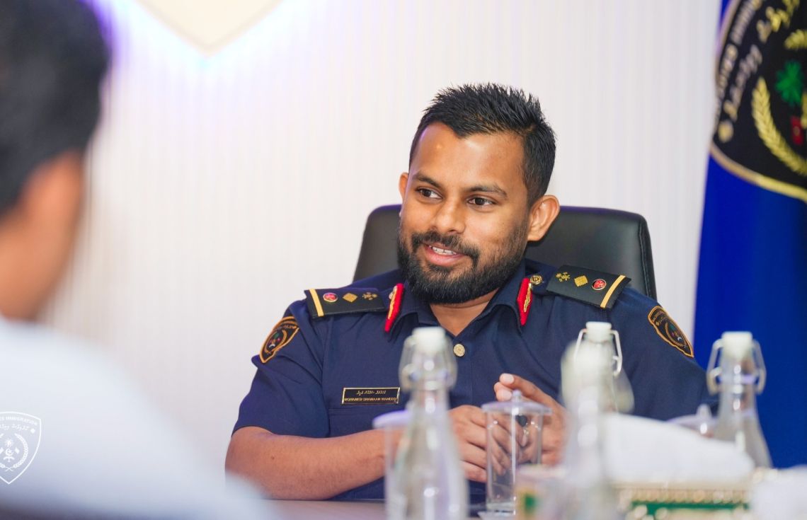 މަޤާމާއި ނުފޫޒު ބޭނުންކޮށްގެން ޝަމްޢާން ފައިސާނެގި: ފުލުހުން