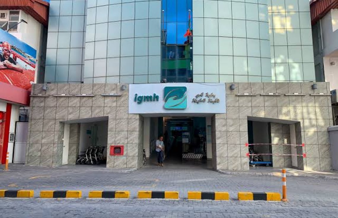 ރަސްދޫގައި ފިހުނު މީހާ ވެންޓިލޭޓަރުން ނަގައިފި