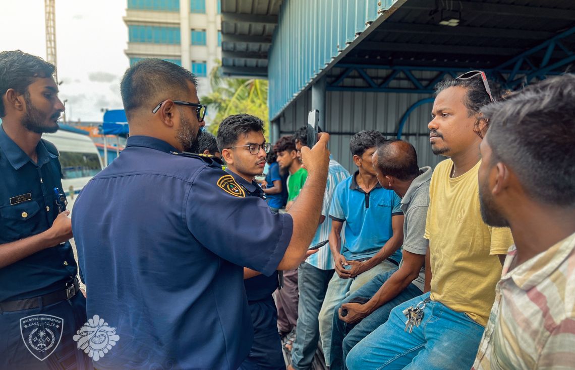 ސައްހަ ވޯކް ވިސާއެއް އޮތްކަން ޔަގީންކުރުމަށް އެދިއްޖެ