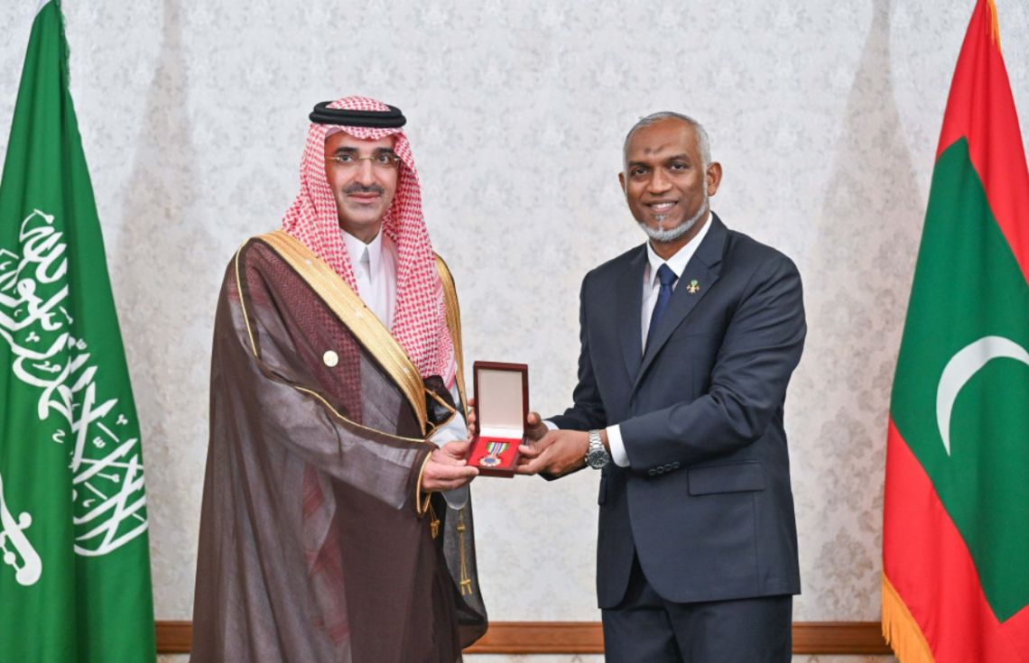 ސައޫދީ ބޭފުޅަކަށް ނިޝާން މުލީގޭ ޝަރަފުގެ ޢިއްޒަތް