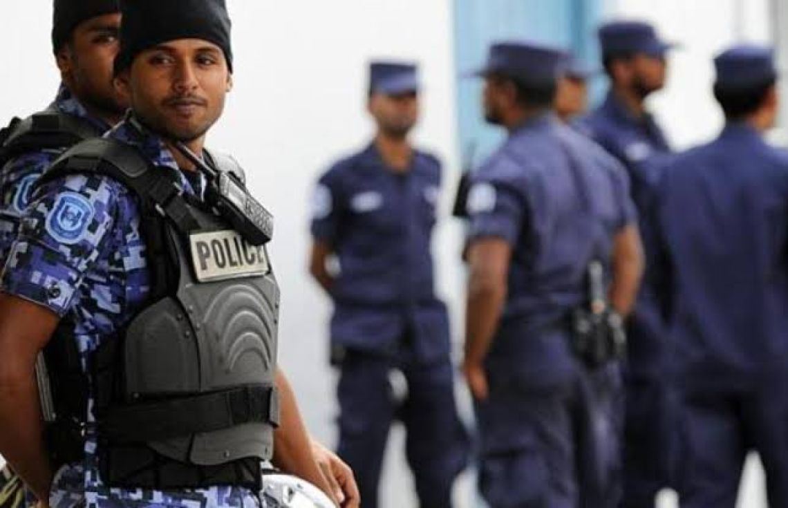 ބިދޭސީއަކަށް ތޫނުއެއްޗަކުން ހަމަލާދީފި