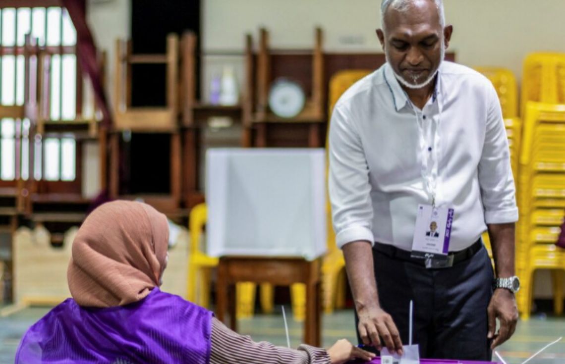 ރައީސް ވަކާލާތު ކުރައްވަނީ ޚަރަދުކުޑަ ވޯޓިން ނިޒާމަށް