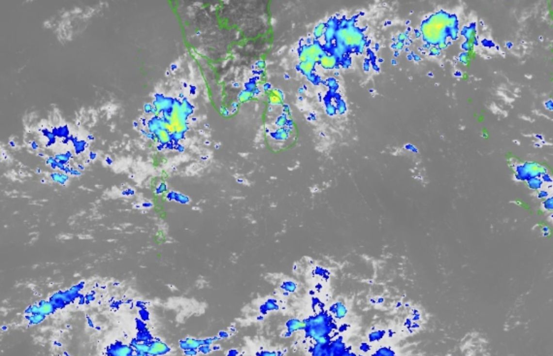 އުތުރަށް ވައިޓް އެލާޓް! ސަމާލުވޭ!