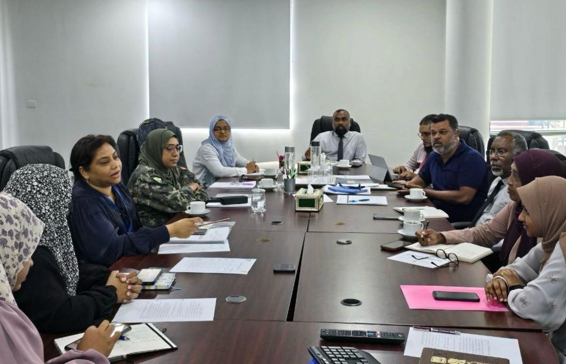 މަސްތުވެފައި ހުއްޓާ ފެނިއްޖެނަމަ ރިޕޯޓްކުރަން އަންގައިފި