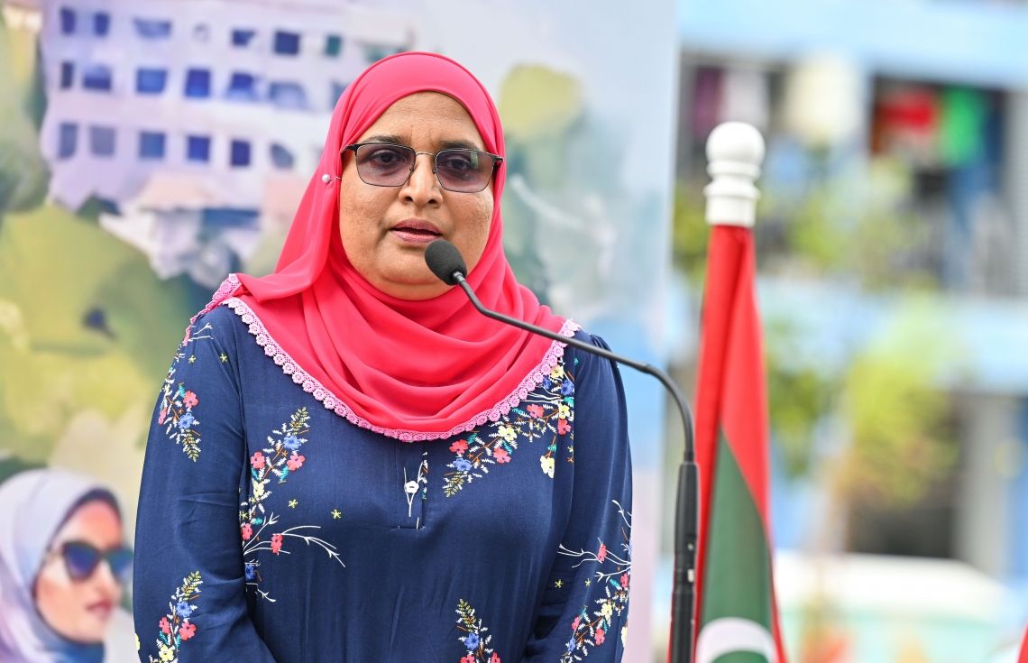ރައީސްގެ ދަރިކަނބަލުންގެ ނަމުގައި ފޭކު މެސެޖެއް ދައުރުކުރަނީ