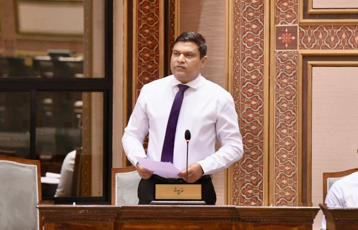 ސަރުކާރުގެ ޓެކްސީ ލައިނަކީ ނަމޫނާ ހިދުމަތަކަށް ވާނެ