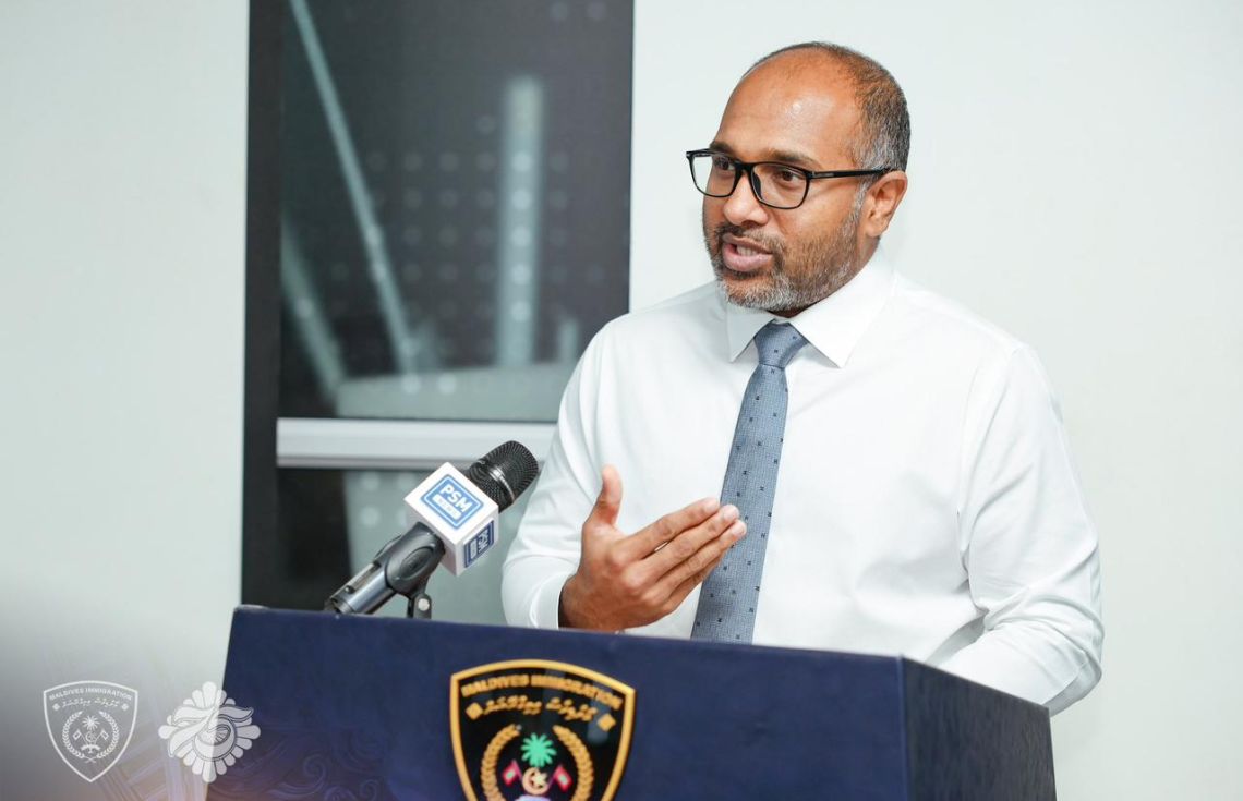 ތާޒާ ނުކުރެވޭނެމަ، މަސައްކަތުގައި ތިބެވޭނީ ވަރަށް ފަހަތުގައި
