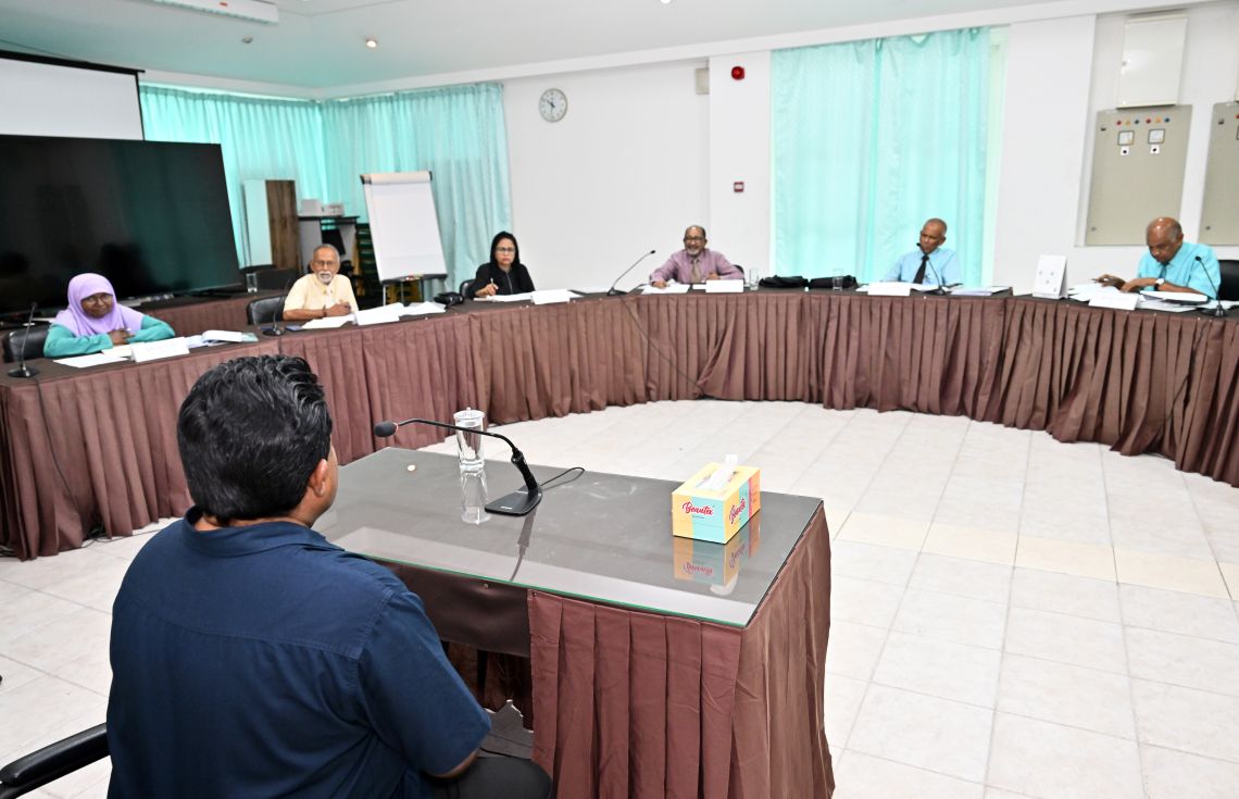 ދައުލަތުގެ އިނާމަށް 141 ފަރާތަކުން ކުރިމަތިލައިފި