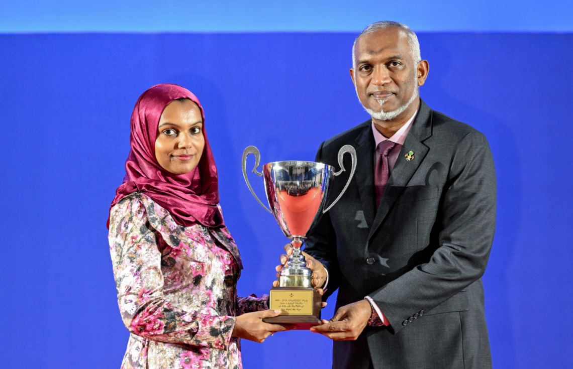 މަޢުރަޒުގައި 275 ހުށަހެޅުމަކަށް އެވޯޑް ދެއްވައިފި