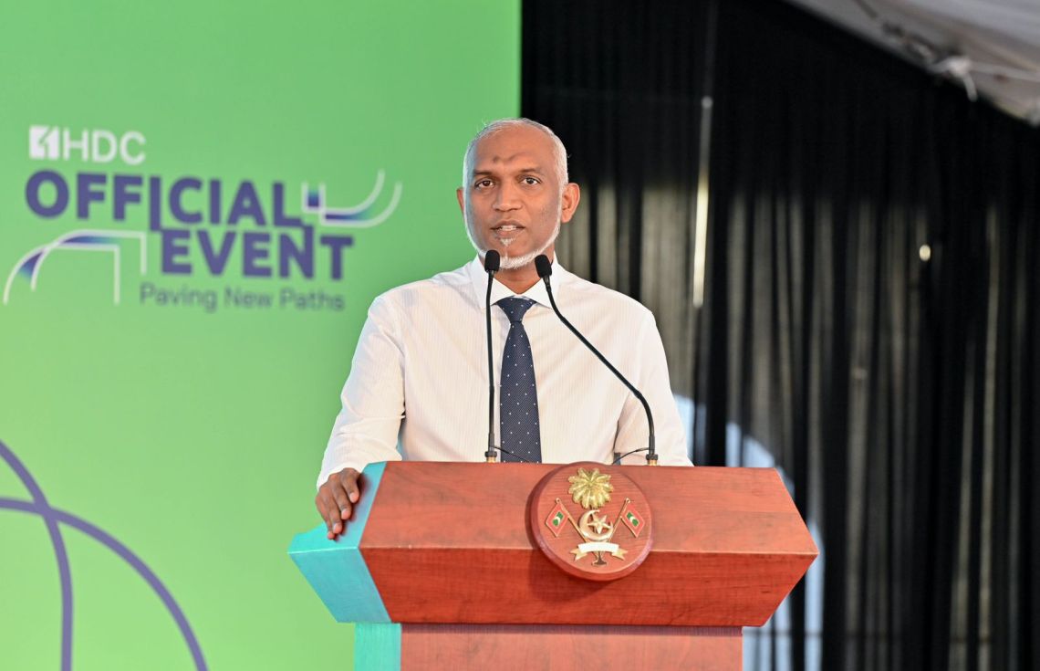ރައީސްގެ އަމާޒަކީ ހުޅުމާލެ ފައިނޭންޝަލް ކެޕިޓަލަކަށް ހެދުން
