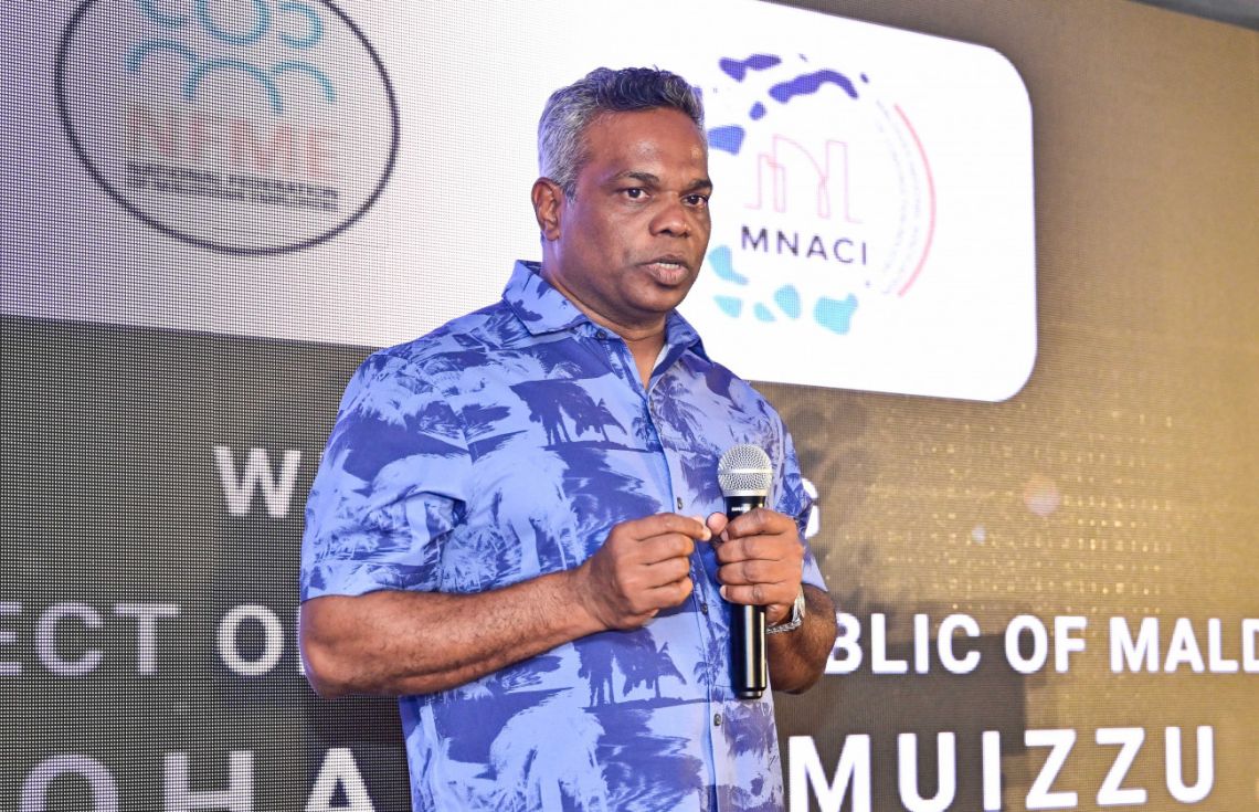 އިޤްތިޞާދު މެކުހަށްޖެހޭނެ މަގުތައް މިހިރީ ފެންނަން: ޝާޒް
