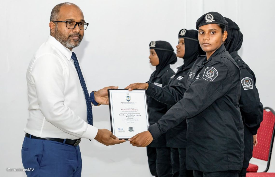 ޖަލު އޮފިސަރުން އަދާކުރަނީ ޒިންމާދާރު ބޮޑު މަސައްކަތެއް
