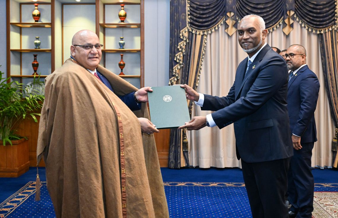 ފަލަސްޠީނަށްޓަކައި ރައީސް ގެންގުޅުއްވާ ސިޔާސަތަށް އަލްޖީރިއާގެ ތަޢުރީފް