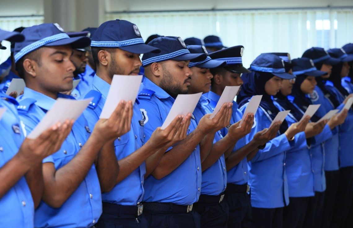 ފުލުހުންގެ ހިދުމަތާ އަލަށް ގުޅުނު 133ފުލުހަކު ހުވައިކޮށްފި