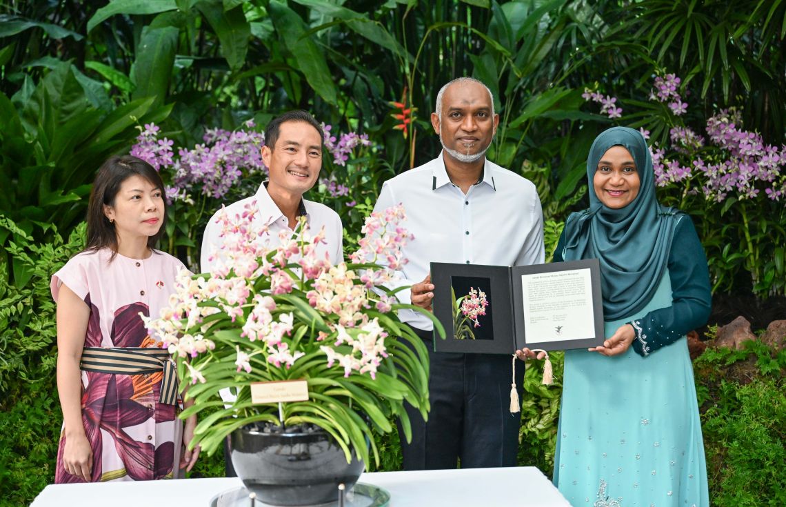 ރައީސްގެ ދެކަނބަލުންގެ ނަންފުޅުން އޯކިޑް ގަހަކަށް ނަންދީފި