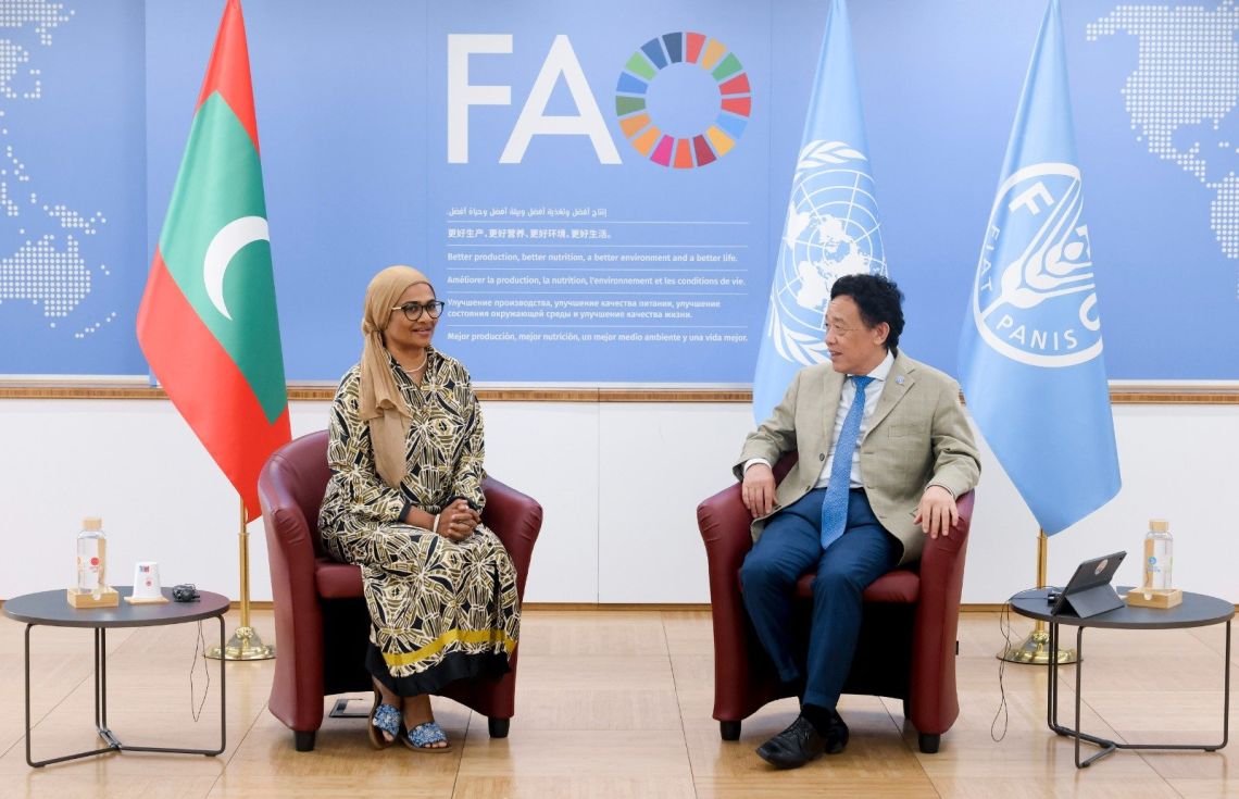 މިނިސްޓަރު މާރިޔާ އެފްއޭއޯގެ ޑިރެކްޓަރާ ބައްދަލުކުރައްވައިފި