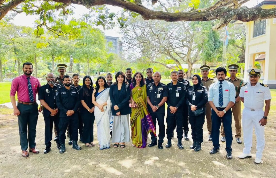 ޖަލު އޮފިސަރުން ލަންކާގައި ތަމްރީން ފުރިހަމަކޮށްފި