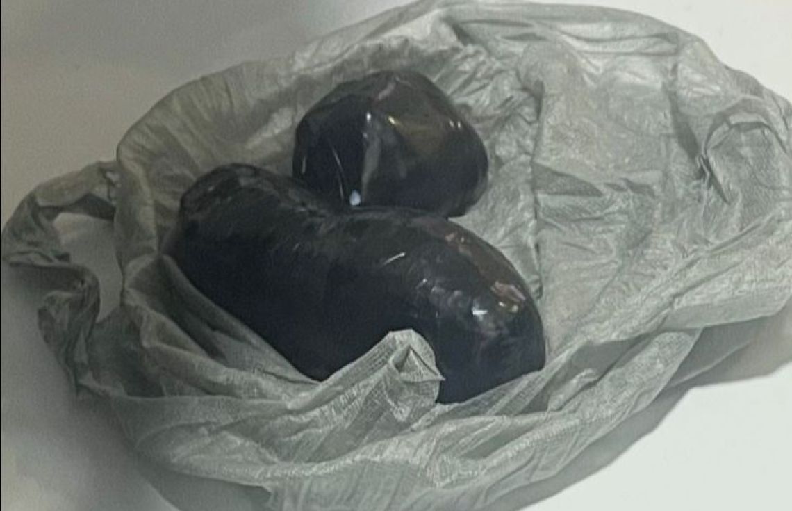 ގަމަށް އެތެރެކުރަން އުޅުނު މަސްތުވާތަކެއްޗާއެކު މީހަކު ހައްޔަރުކޮށްފި