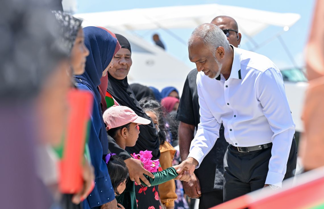 ރައްޔިތުންނާ ގާތުން ބައްދަލުކުރެއްވުމަށް ރައީސުލްޖުމްހޫރިއްޔާ އއ. އަތޮޅަށް