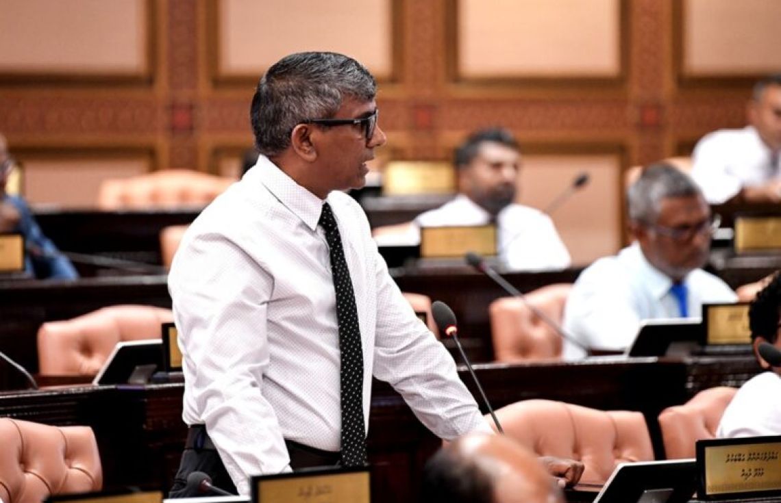 ނޫސްވެރިކަން ރެގިއުލޭޓްކުރާ ބިލެއް މަޖިލީހަށް