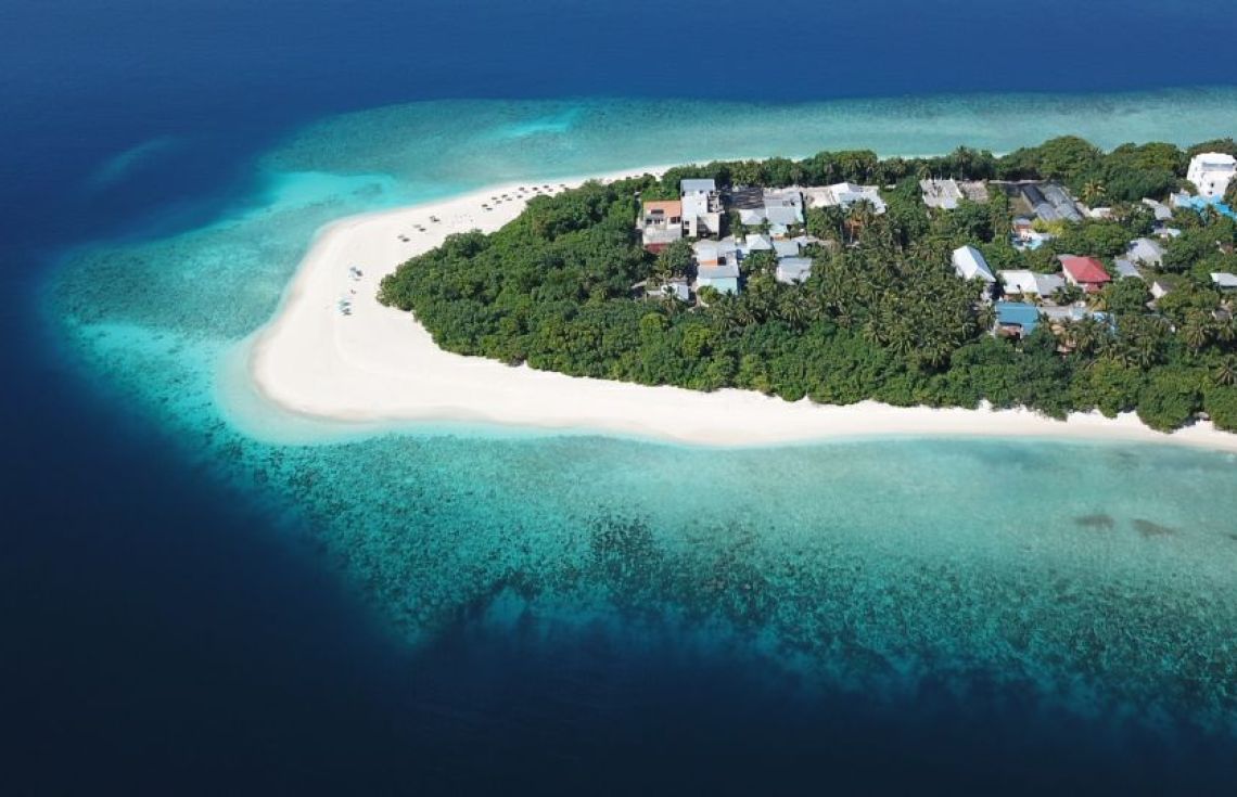 ނަފްސާނީ ބަލި ހުންނަ މީހެއް, ބައްޕައަށް ހަމަލާދީފި