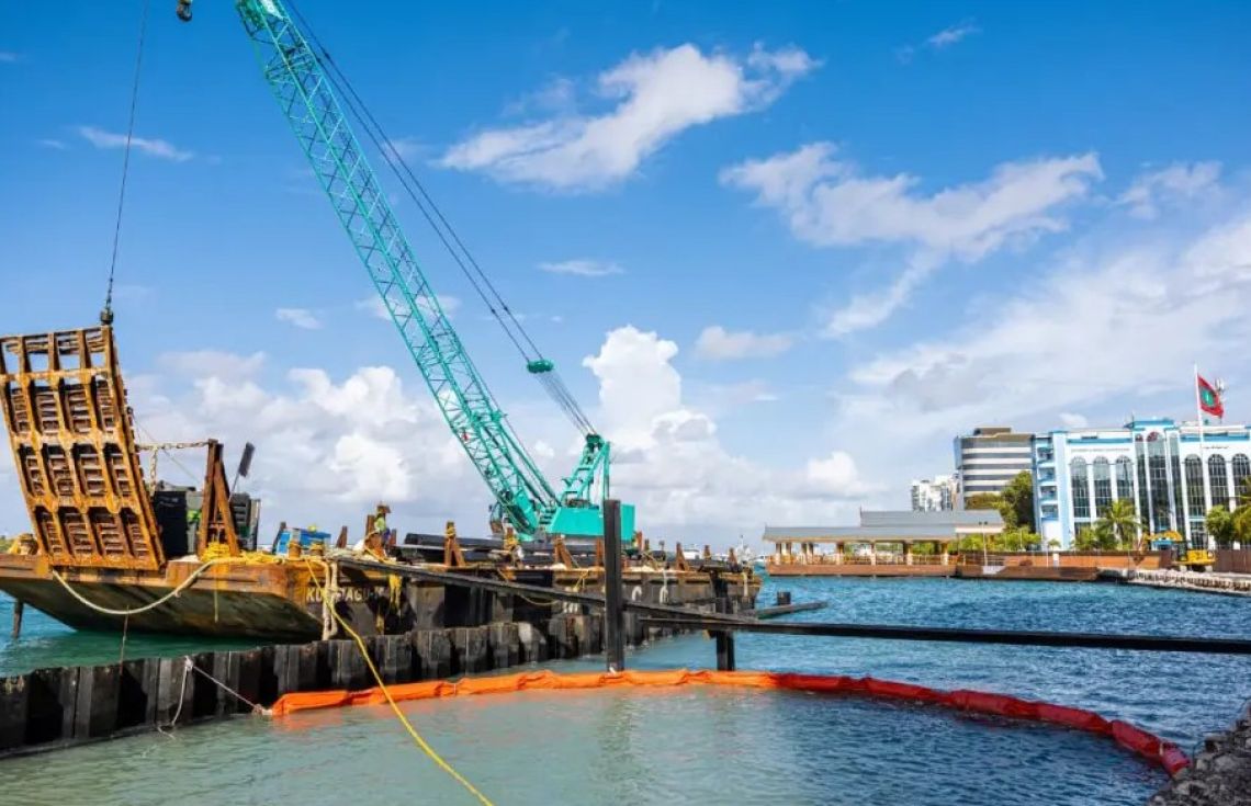 ލޯންޗުފެރީތަކަށް ހެންވޭރު ފެރީ ޓާމިނަލް ސަރަހައްދު ހަމަޖައްސައިފި