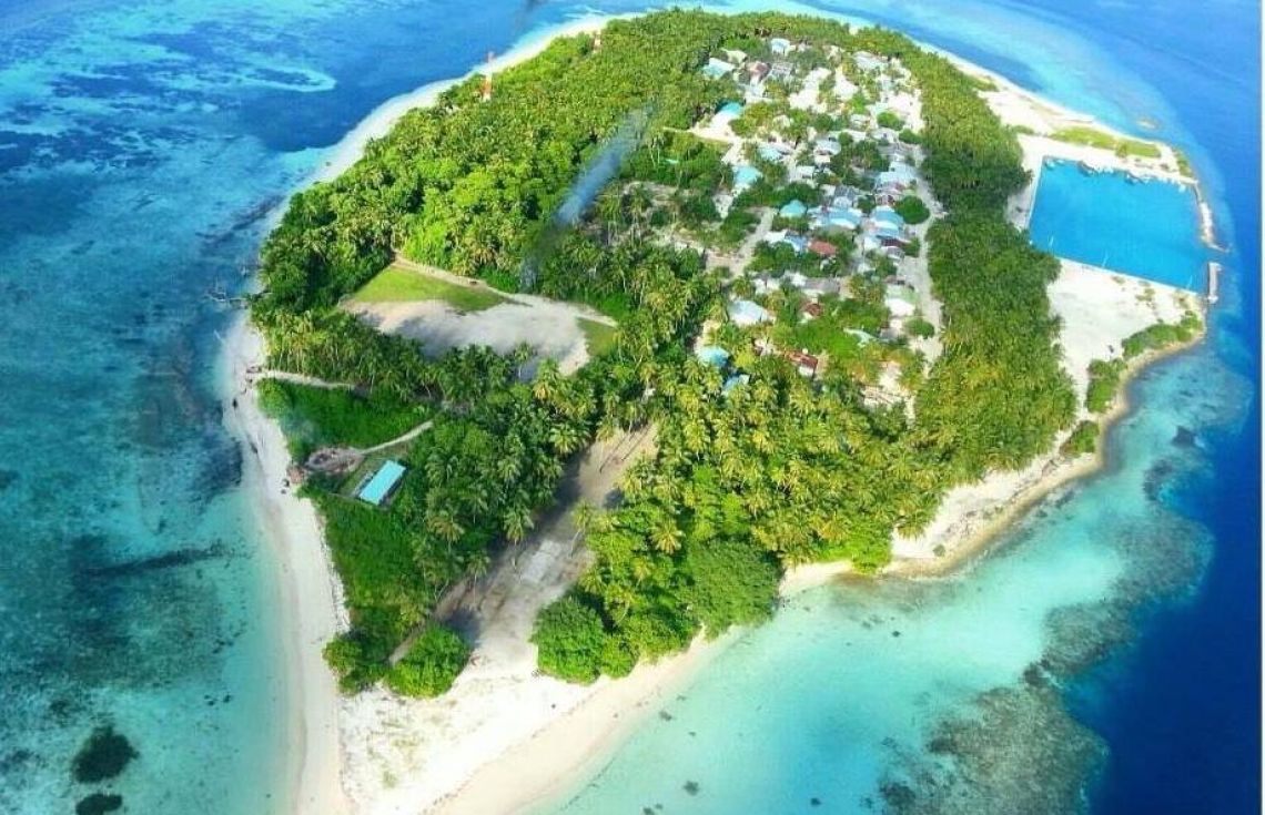 "ދޮންފަނު ކައިރިއަށް ޑައިވްކުރަން މަނާކުރީ ގާނޫނާ ހިލާފަށް"
