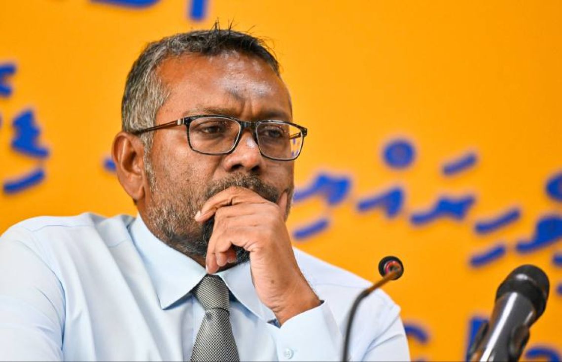 ވޭޕްގެ ގާނޫނު އުވާލާނަން: ފައްޔާޒް