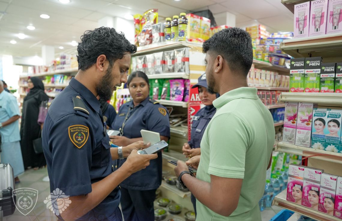 މިއަދު 80އަށްވުރެ ގިނަ ބިދޭސީން އިމިގްރޭޝަނުގެ ބެލުމުގެދަށަށް