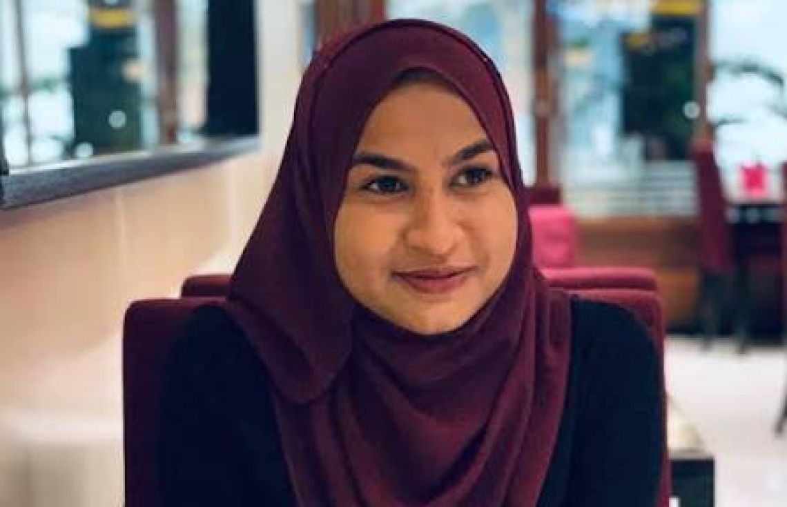 މަސްތުވާތަކެއްޗާއެކު ހައްޔަރުކުރި ޕްރެޒެންޓަރު އިނާޔަތު ޝަރުތުތަކާއެކު ދޫކޮށްލައިފި