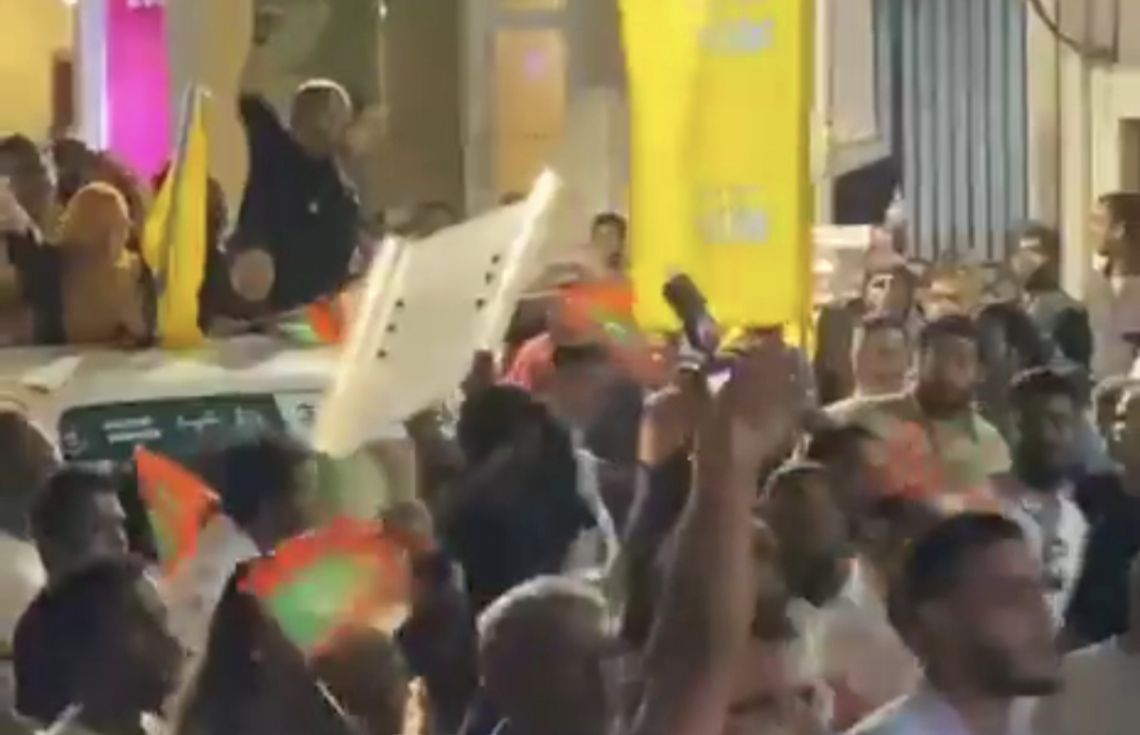 ފުލުހުންނާ ކުރިމަތިލުމަކީ ސުލްހަވެރި ސިޔާސީ ހަރަކާތެއް ނޫން!