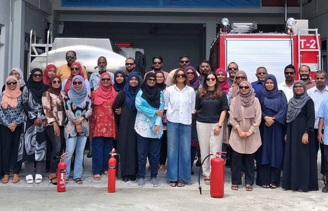 "ރައީސް އޮފީހުގެ މުވައްޒަފުންނަށް ފަޔާ އެވެއާނަސް ސެޝަނެއް"