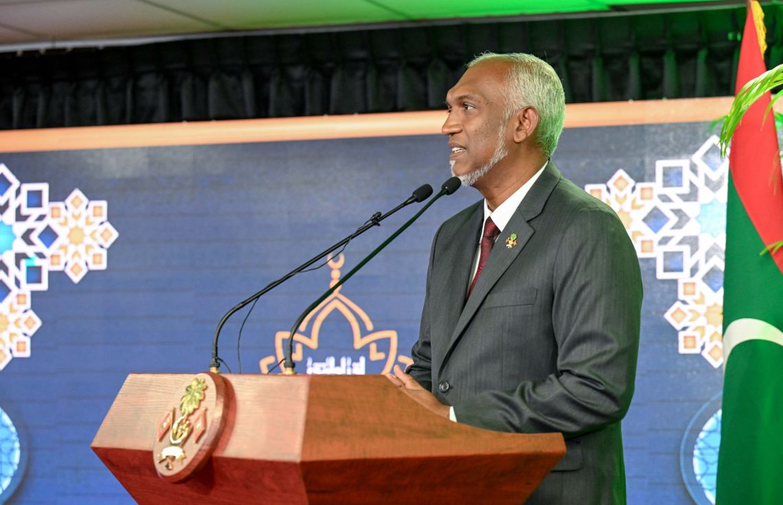 "އިންސާނުންގެ އުޅުން ބައްޓަންކުރަން ޖެހޭނީ ގުރުއާނުގައިވާ ގޮތަށް"