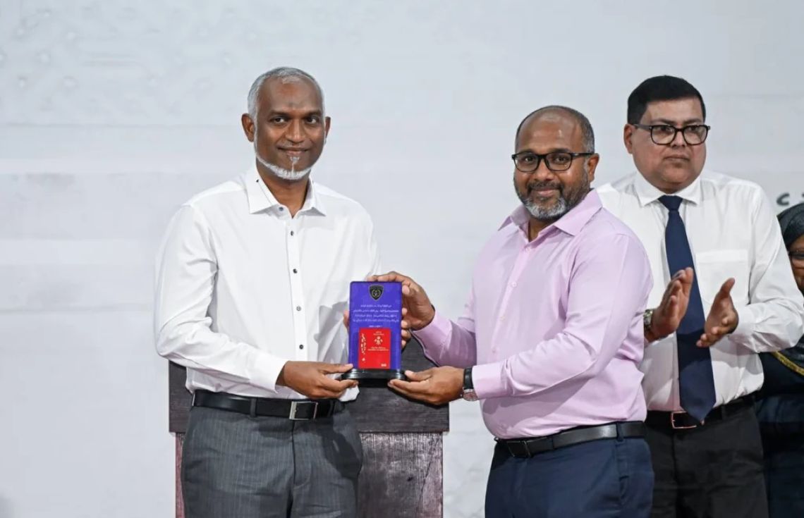 އަތޮޅުތަކުގެ އޮފީސްތަކުން 900 އަށްވުރެ ޕާސްޕޯޓު ދޫކޮށްފި