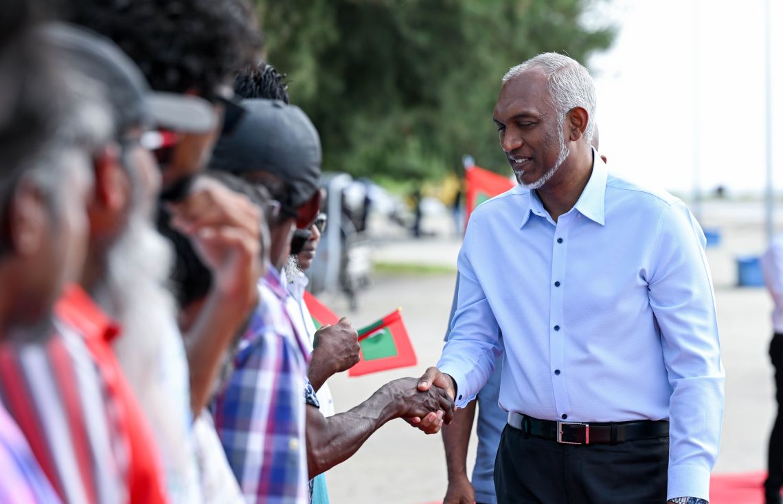 ރައްޔިތުން ގާތަށް ރައީސުލްޖުމްހޫރިއްޔާ ލާމަށް ފުރައިވަޑައިގެންފި