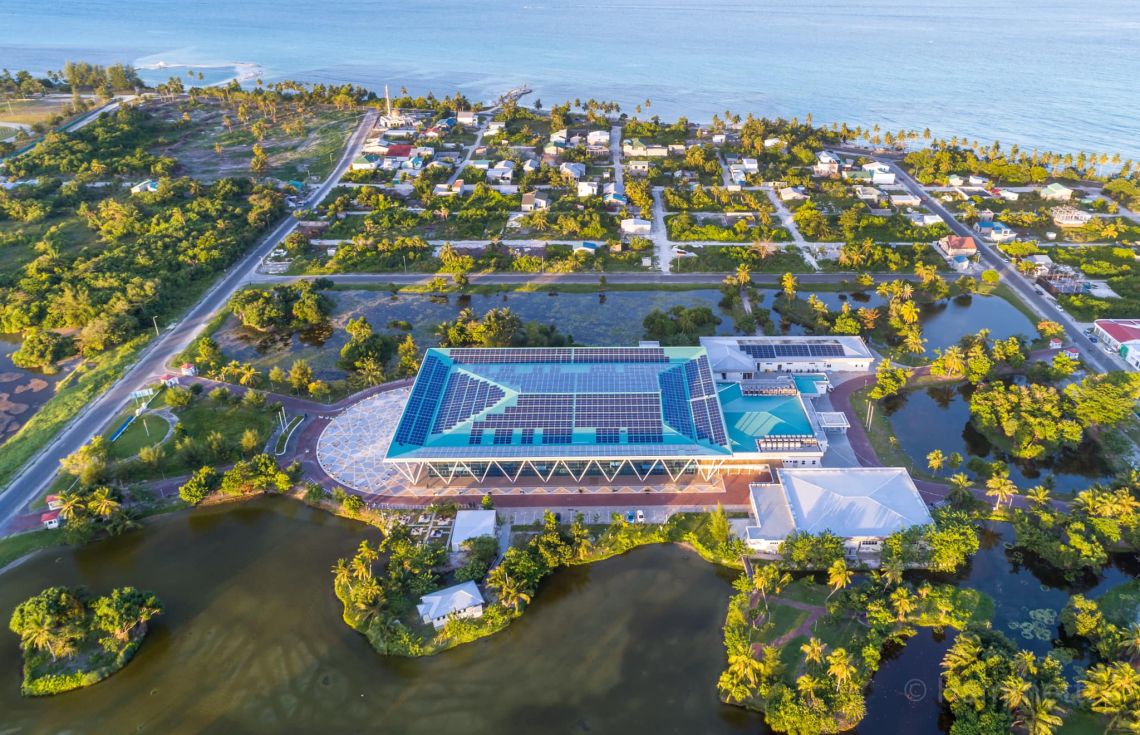 އައްޑޫ ގެއަކުން މަރުވެފައި އޮތް ދެމަފިރިން ފެނިއްޖެ