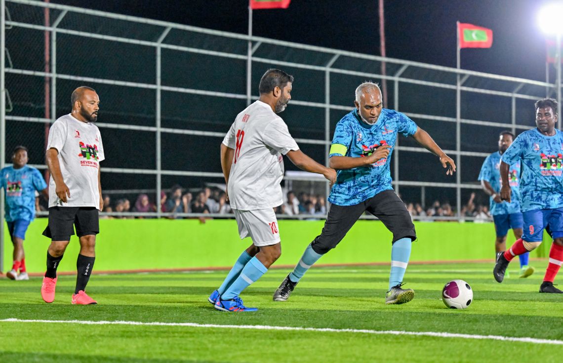 އިންފަންޓީނޯއާއި ރައީސް މުޢިއްޒުގެ ފުޓްބޯޅަ މެޗެއް މާދަމާ